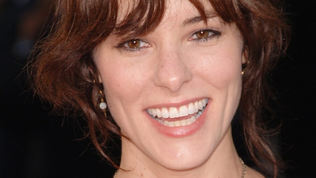 parker posey age