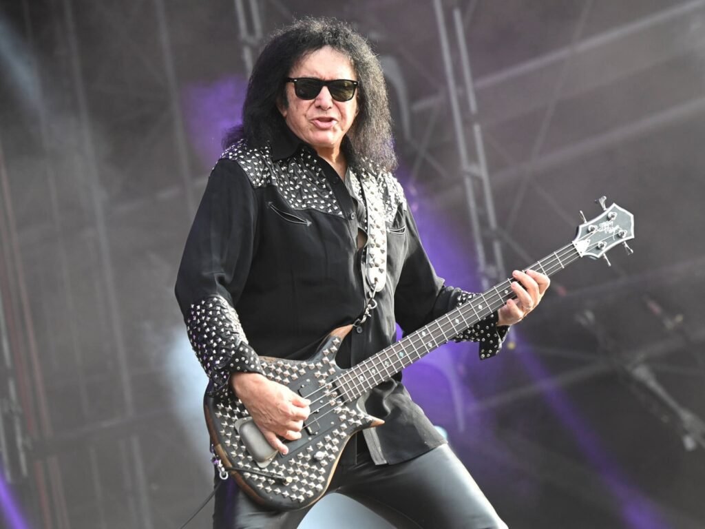 gene simmons age