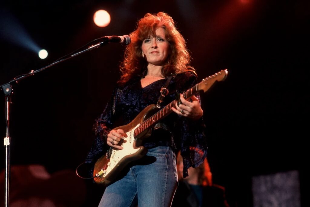 bonnie raitt age