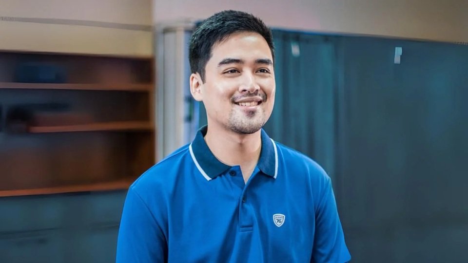 Vico Sotto: Age, Biography, Career, Net Worth, Family, and More vico sotto age