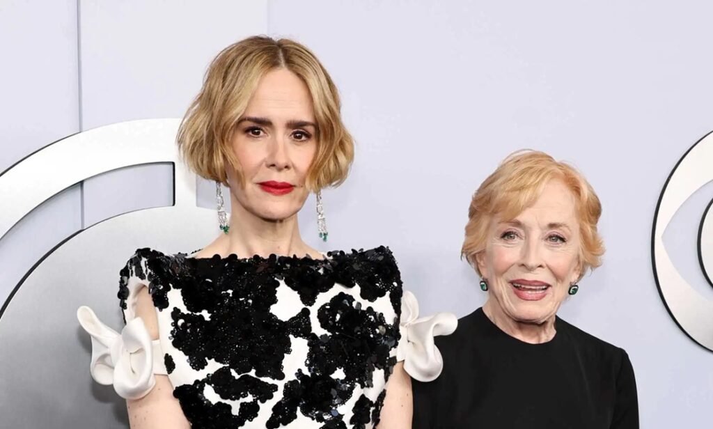 holland taylor age