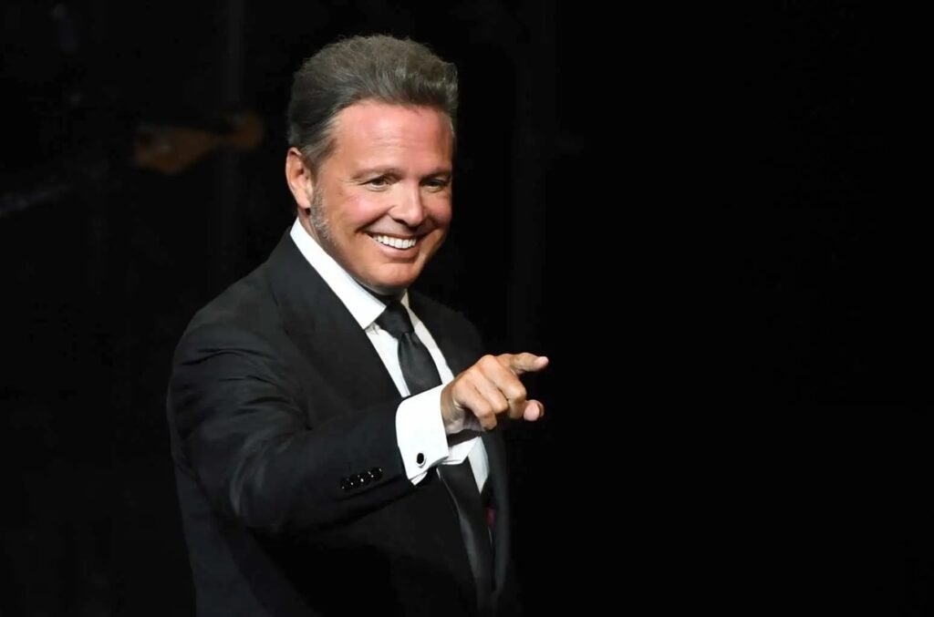 luis miguel age