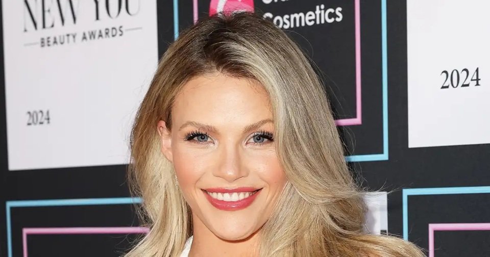witney carson age