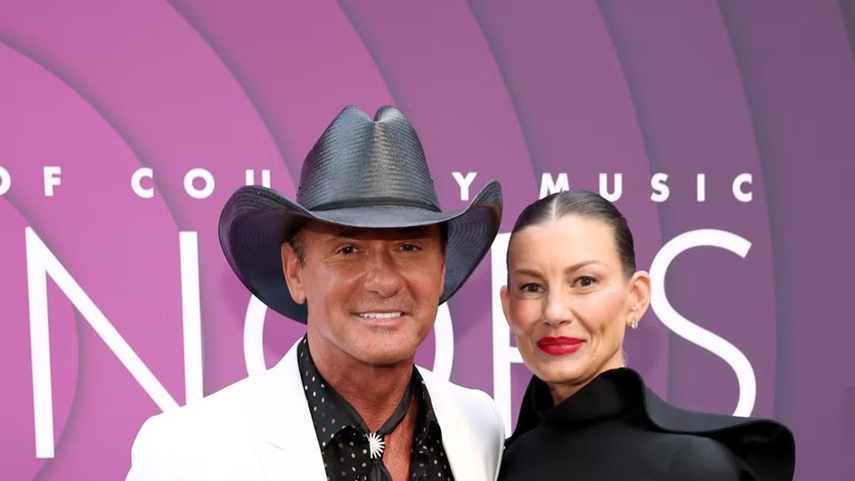 tim mcgraw age