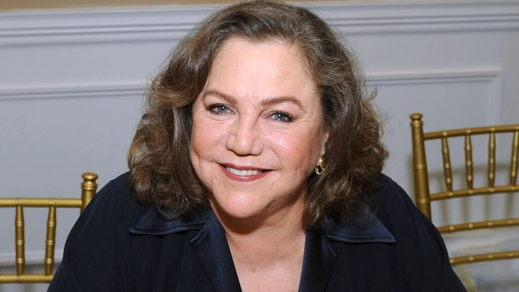 kathleen turner age
