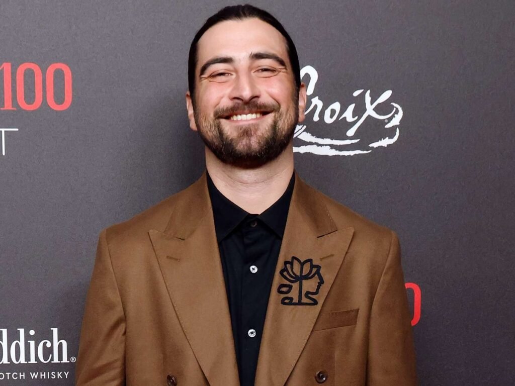 Noah Kahan: Age Full Biography, Life, Career, and Success Story noah kahan age