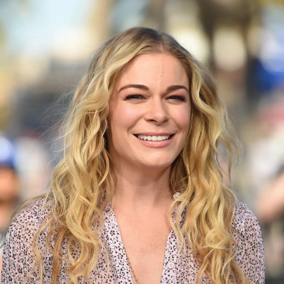 LeAnn Rimes: Age Biography, Life, Career, and Net Worth leann rimes age