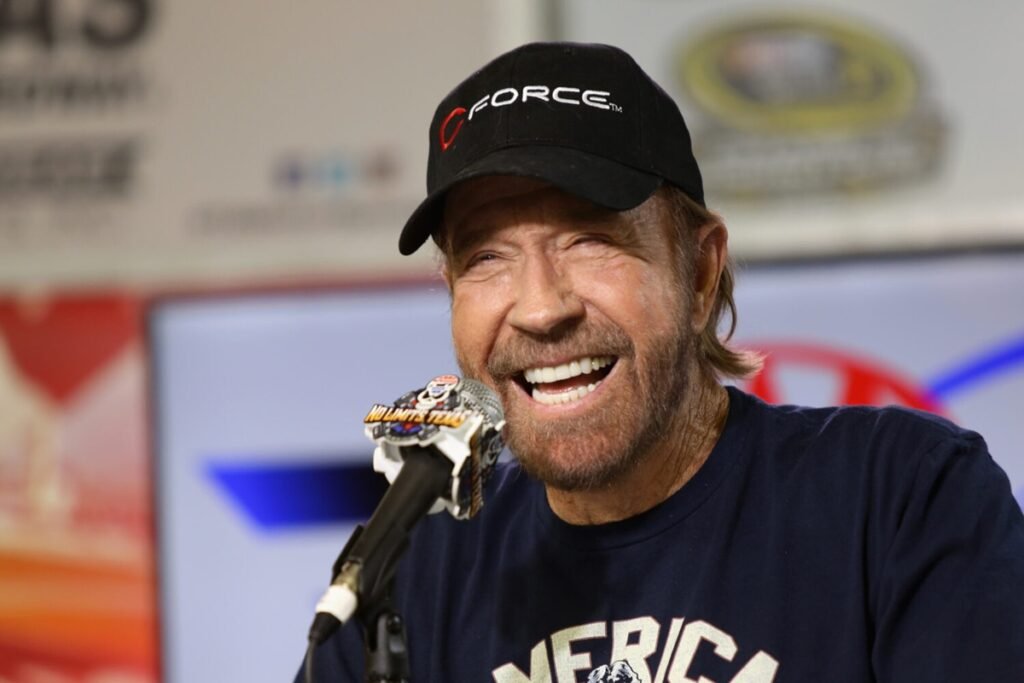 chuck norris age