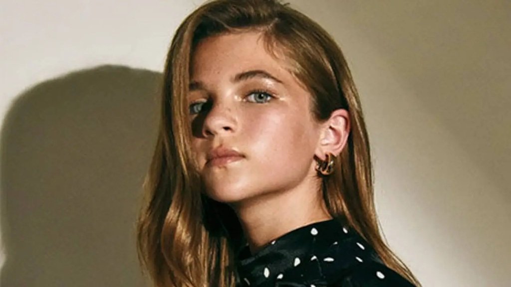 Raegan Revord: Age, Wiki, Bio, Height, Career, Family, Net Worth & Life Story raegan revord age